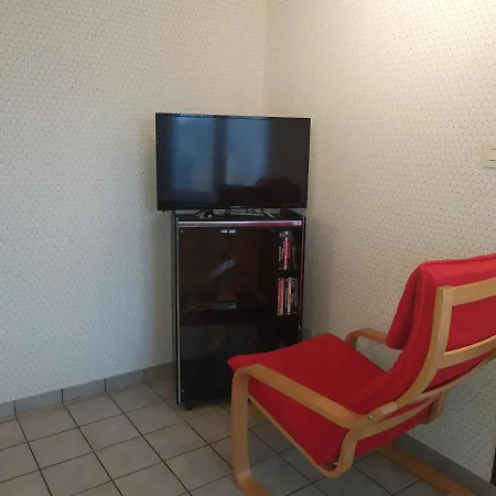 Chez Fabienne T1 * Le Breuil-sur-Couze